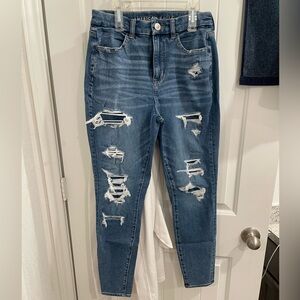 American Eagle Dream Jean Curvy High Rise Jegging, size 6 regular, distressed